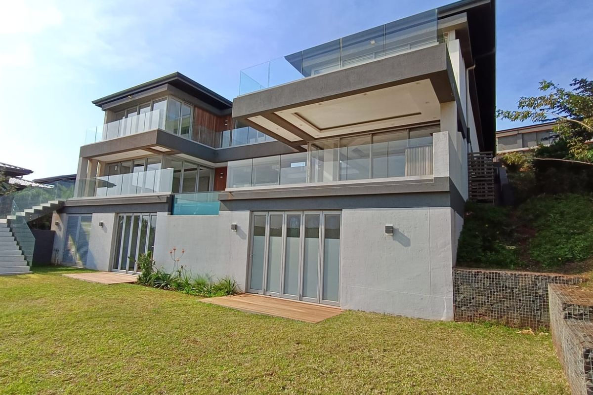 Luxury Family Home in Zimbali Lakes - Photo 4