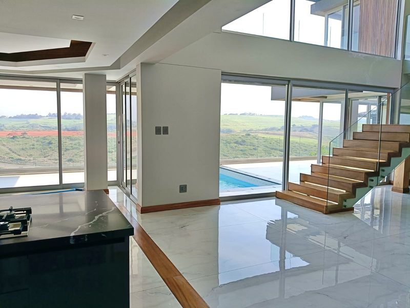 Luxury Family Home in Zimbali Lakes - Photo 1