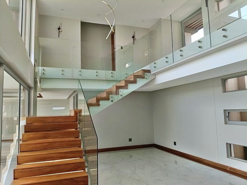 Luxury Family Home in Zimbali Lakes - Photo 10