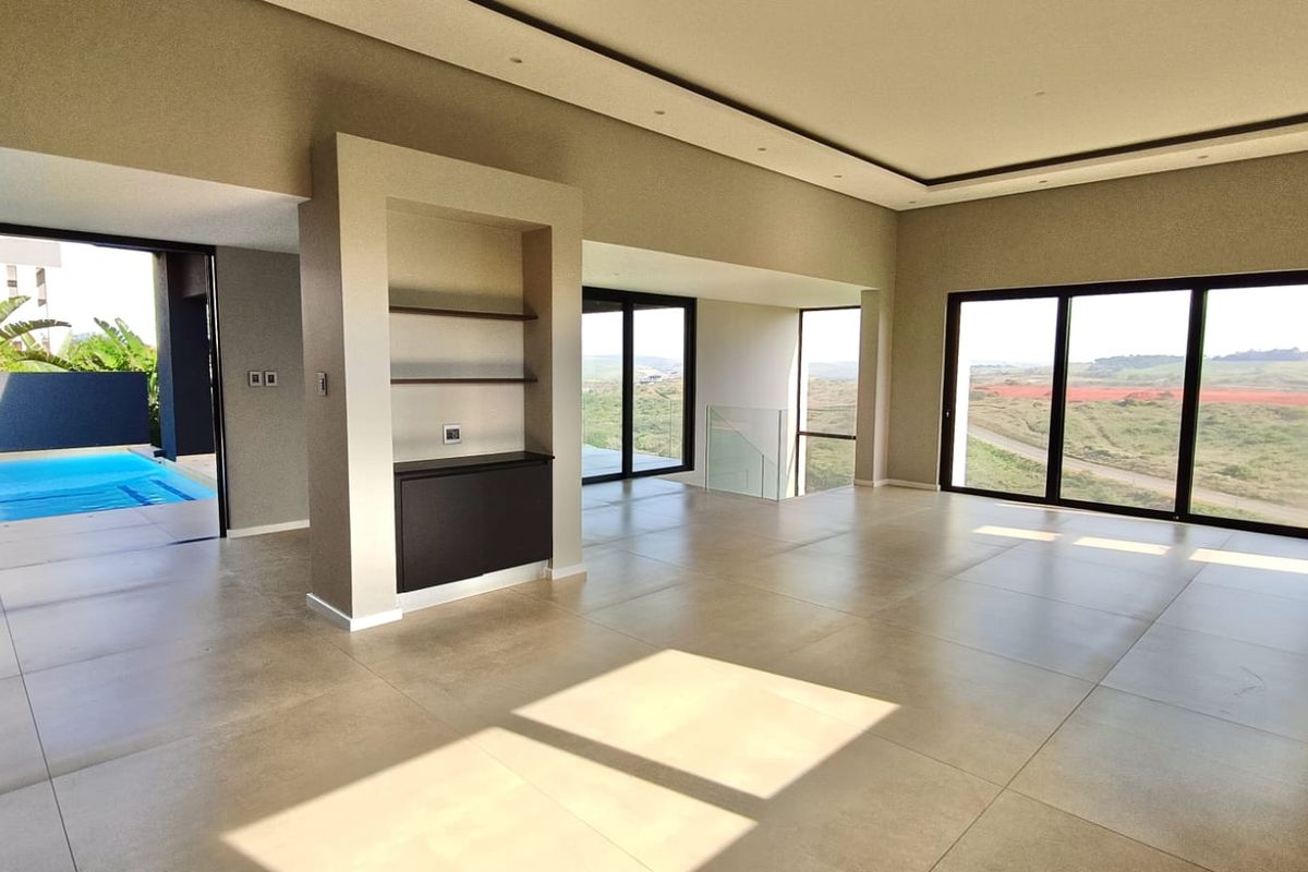 Luxury Family Home in Zimbali Lakes - Photo 3