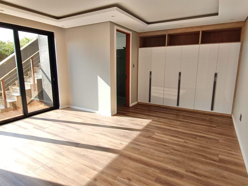 Luxury Family Home in Zimbali Lakes - Photo 10