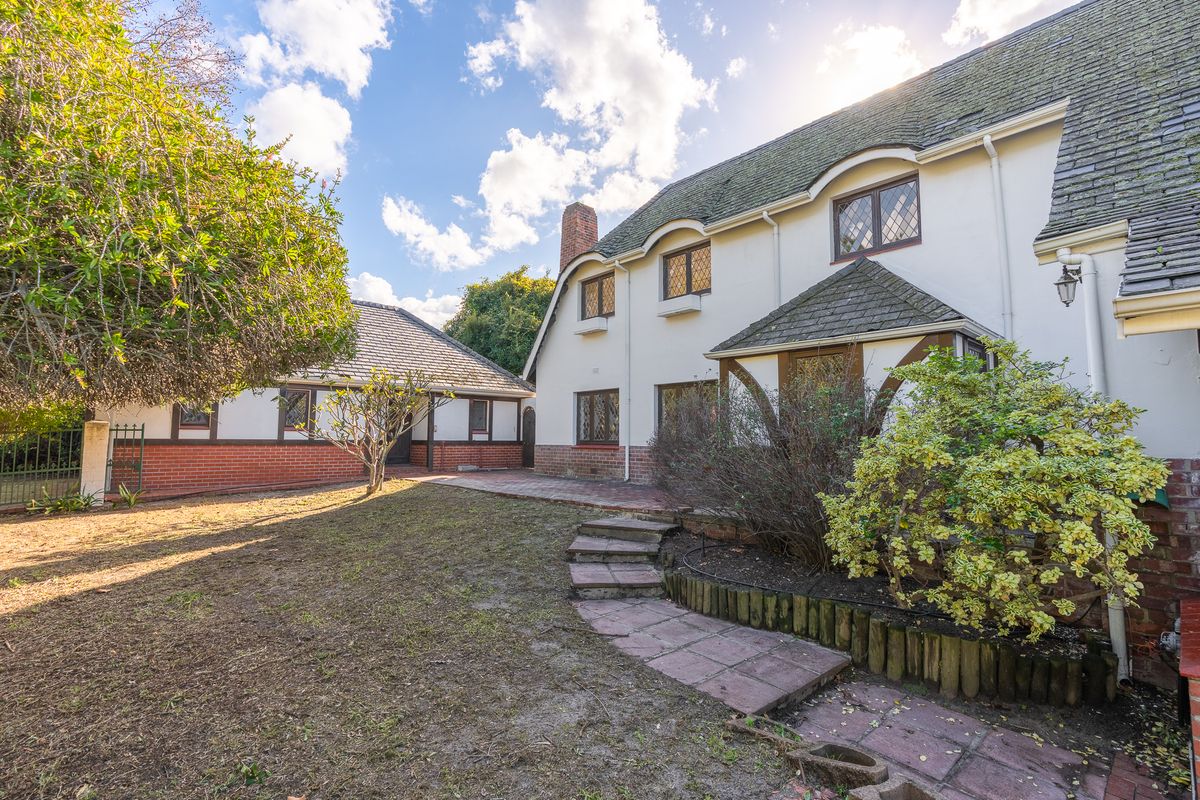 Prime Position 2 Dwelling Residence in Champagne Pinelands - Photo 3