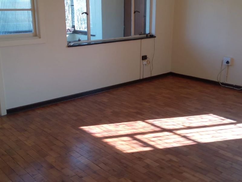 Pelham  -  2 Bedroom Flat to Let - Photo 10