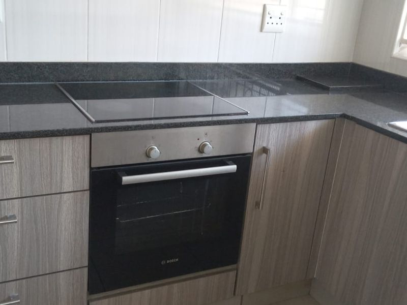 Pelham  -  2 Bedroom Flat to Let - Photo 6