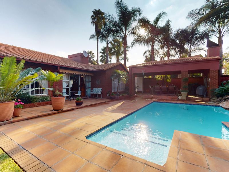 Spacious Family Living with Exceptional Extras in Secure East Village! - Photo 3