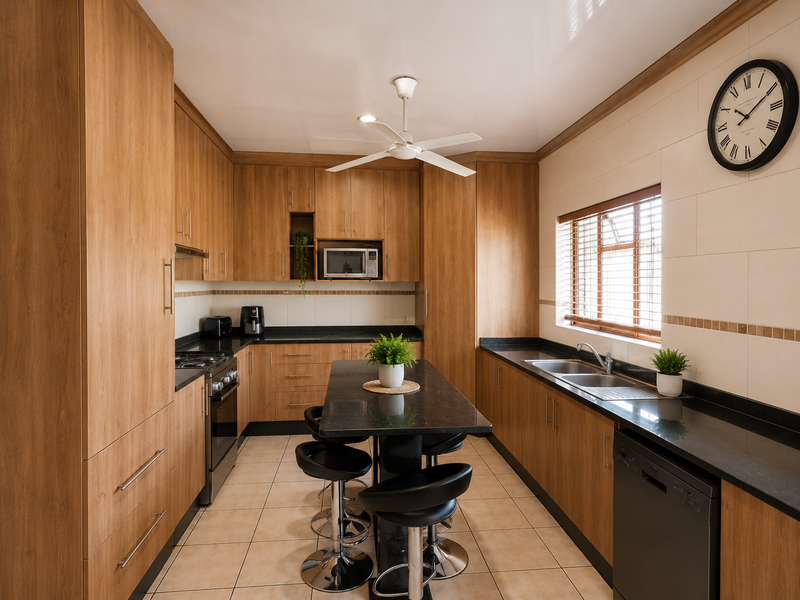 Exceptional Family Home with Flatlet, Pool & Endless Potential in Mooinooi - Photo 2