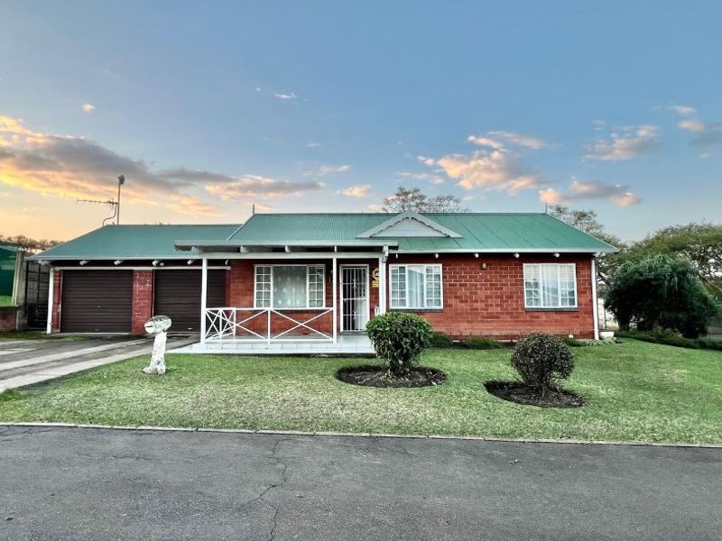 Lincoln Meade   3 Bedroom Simplex to Rent - Photo 1