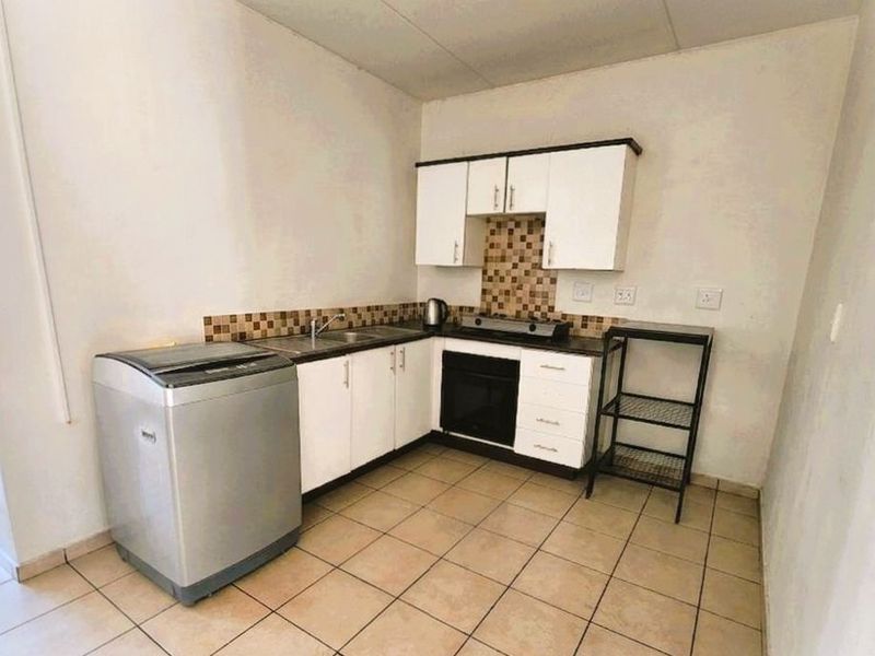 Spacious and neat apartment in Grand Central - perfect for first-time buyers or investors! - Photo 9