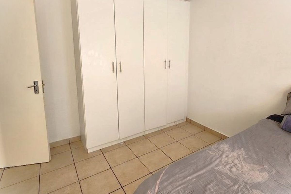 Spacious and neat apartment in Grand Central - perfect for first-time buyers or investors! - Photo 4