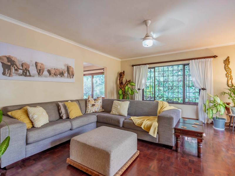 A Charming Modern Home with a Heart-Warming Outdoor Lifestyle –  Dawncliffe - Photo 6