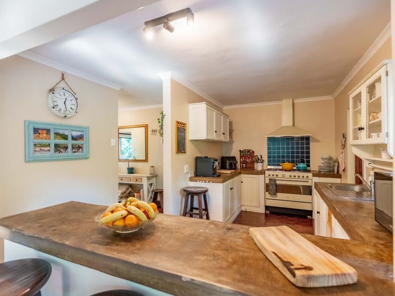 A Charming Modern Home with a Heart-Warming Outdoor Lifestyle –  Dawncliffe - Photo 10