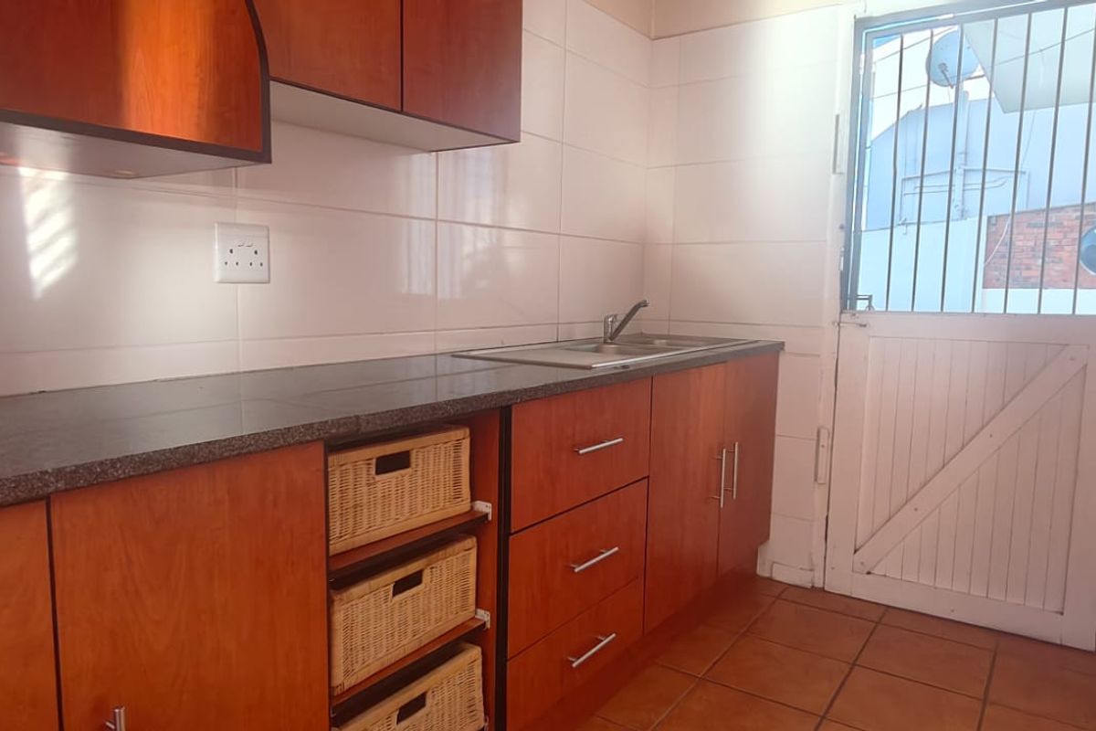 Charming 1-bedroom garden cottage for rent in Malabar, Gqeberha—ideal for cozy living! - Photo 2