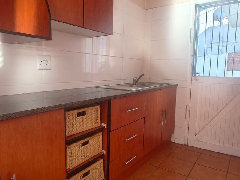 Charming 1-bedroom garden cottage for rent in Malabar, Gqeberha—ideal for cozy living! - Photo 2