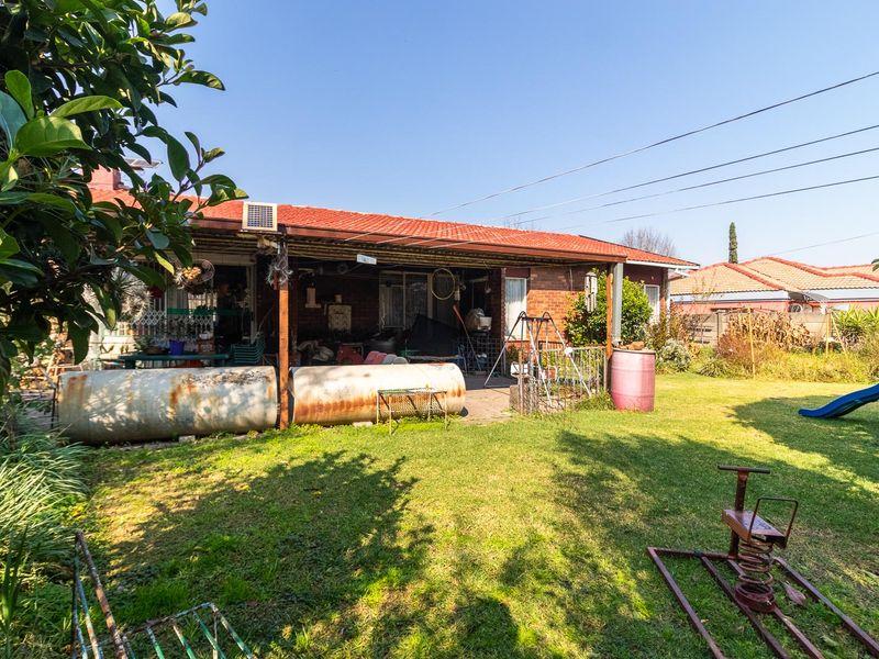 Charming 4-Bedroom Family Home - Sole and exclusive Mandate in Sasolburg!!!!!! - Photo 5