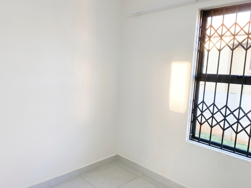 Modern 3-Bedroom Townhouse to Rent in Waterval East – Available Immediately - Photo 10