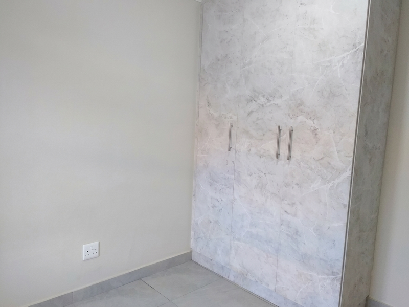 Modern 3-Bedroom Townhouse to Rent in Waterval East – Available Immediately - Photo 9