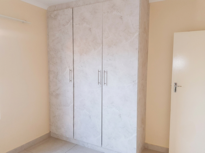 Modern 3-Bedroom Townhouse to Rent in Waterval East – Available Immediately - Photo 7