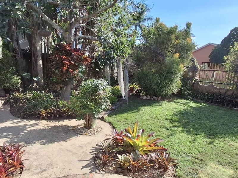 Spacious Family Home with Huge Potential in Haven Hills - Photo 2