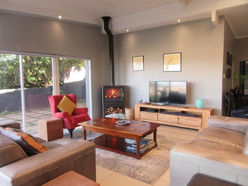 Modern Elegance with Uninterrupted Marina & Ocean Views - Photo 5
