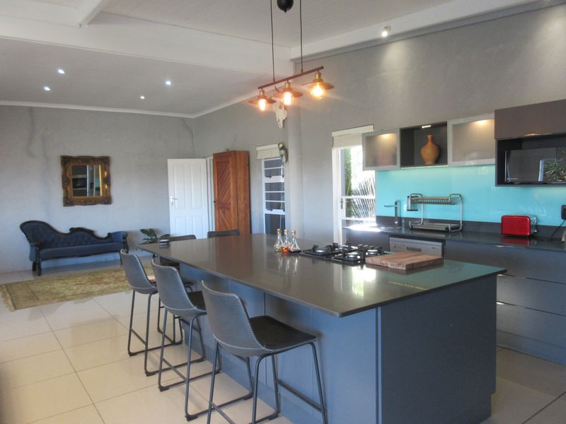 Modern Elegance with Uninterrupted Marina & Ocean Views - Photo 2