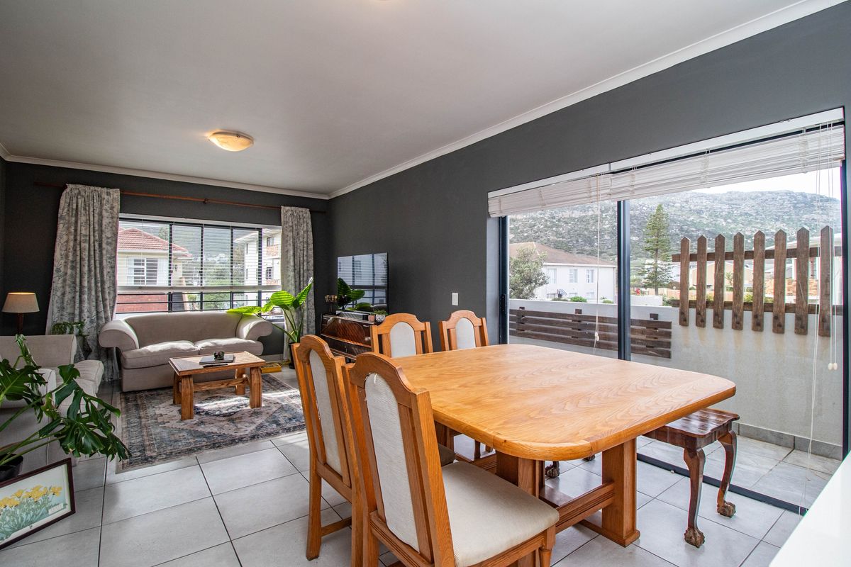 Coastal Living in the Heart of Fish Hoek - Photo 5