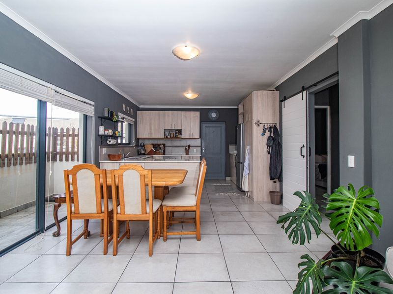 Coastal Living in the Heart of Fish Hoek - Photo 8