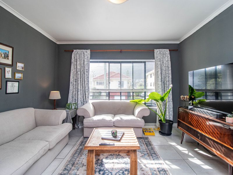 Coastal Living in the Heart of Fish Hoek - Photo 6