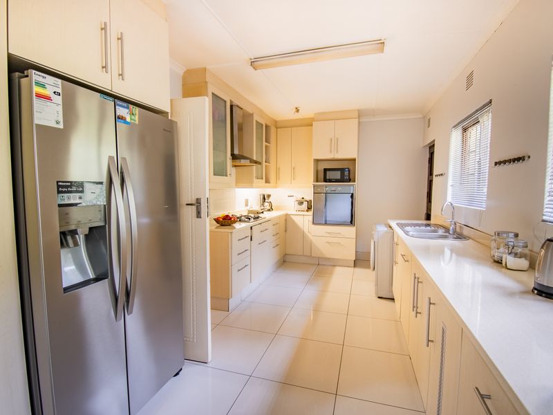 Add Opportunity in a Coveted Location! - Photo 3