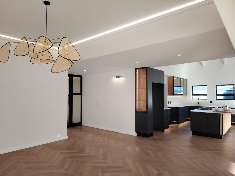 The Art of Living Well in Baron View, Just Unwrapped - Photo 5