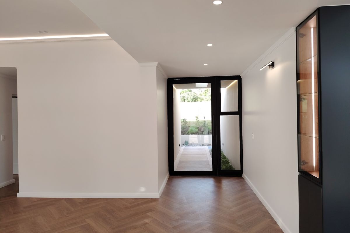 The Art of Living Well in Baron View, Just Unwrapped - Photo 3