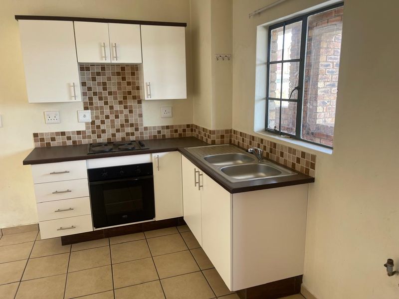 1 Bed 1 Bath Apartment - Photo 5
