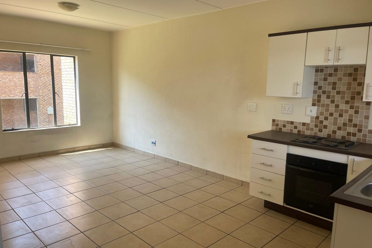 1 Bed 1 Bath Apartment - Photo 3