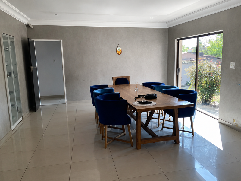 Freestanding For Sale In Sandton - Photo 5