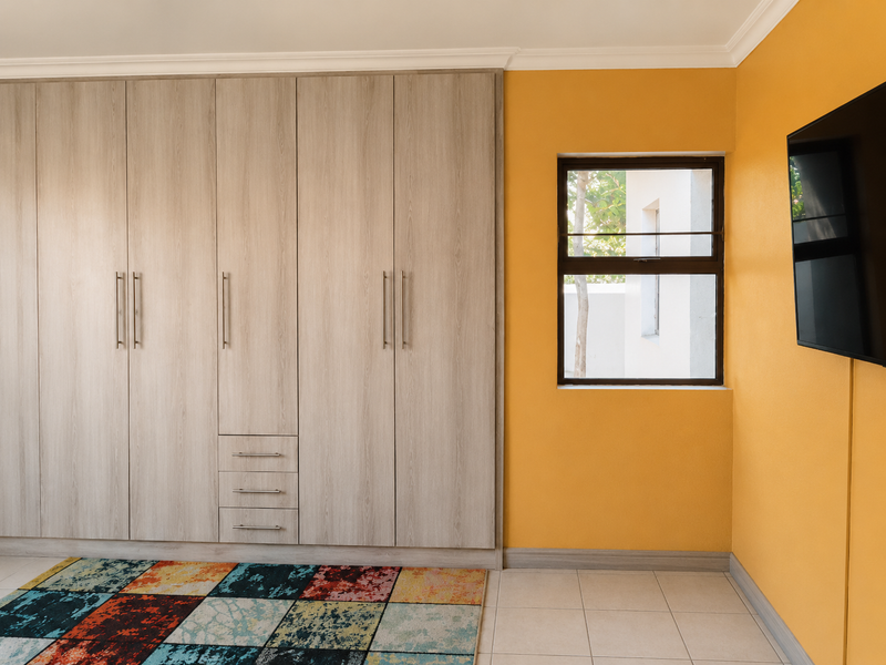Freestanding For Sale In Sandton - Photo 10