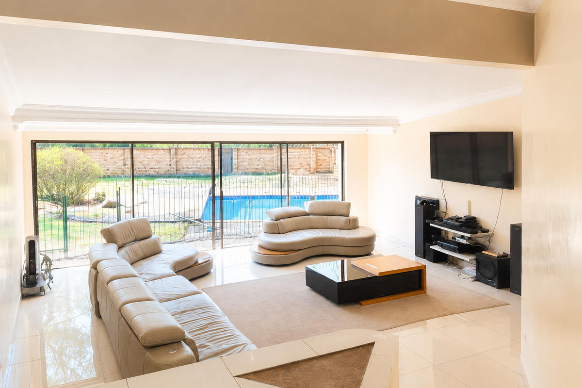 Freestanding For Sale In Sandton - Photo 4