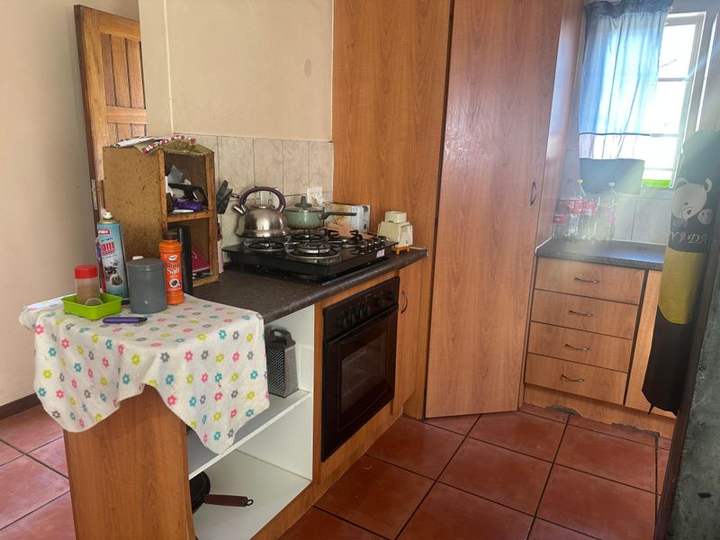 A Place to Call Home with Comfort and Convenience! - Photo 3