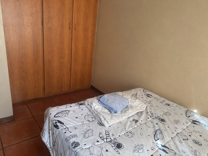 A Place to Call Home with Comfort and Convenience! - Photo 9