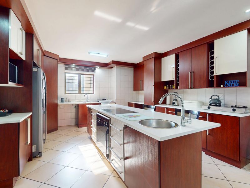 Starting to bid from R999,000! Non-Distressed Live Luxury Auction! - Photo 10