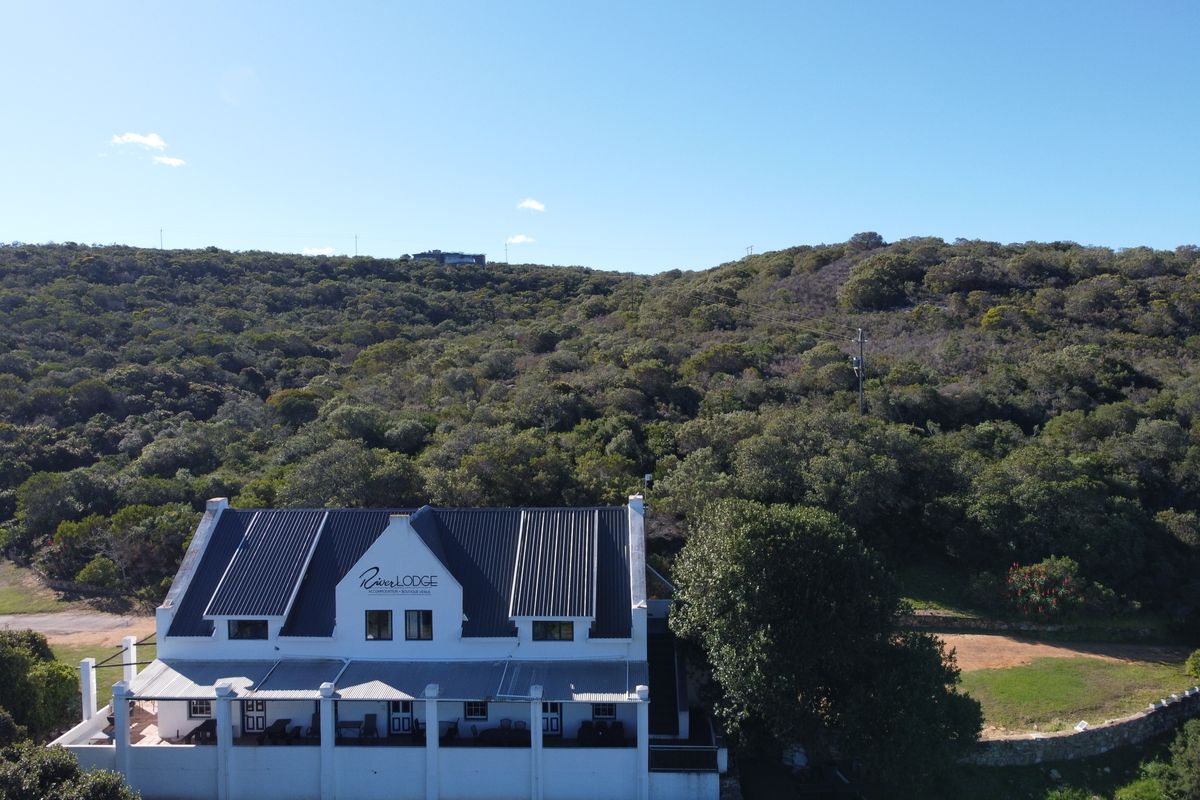 Landmark  riverside property overlooking the charming see-side town of Stilbaai - Photo 3