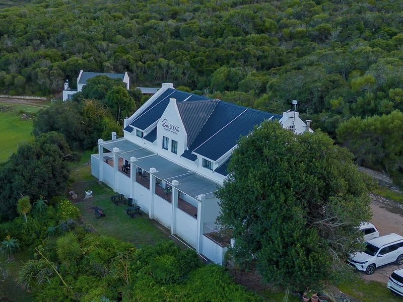 Landmark  riverside property overlooking the charming see-side town of Stilbaai - Photo 1