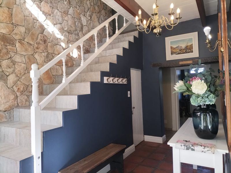 Landmark  riverside property overlooking the charming see-side town of Stilbaai - Photo 9