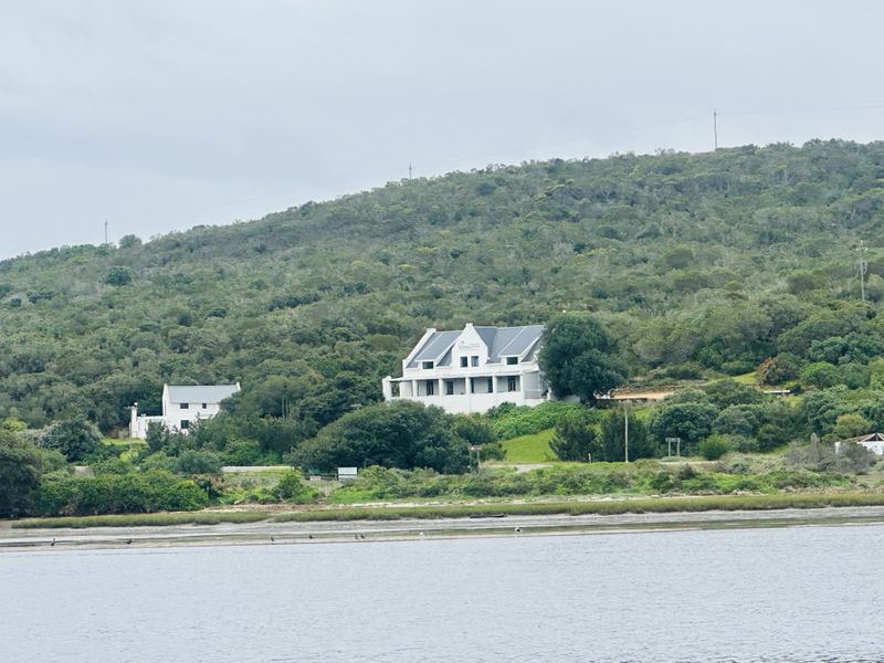 Landmark  riverside property overlooking the charming see-side town of Stilbaai - Photo 5
