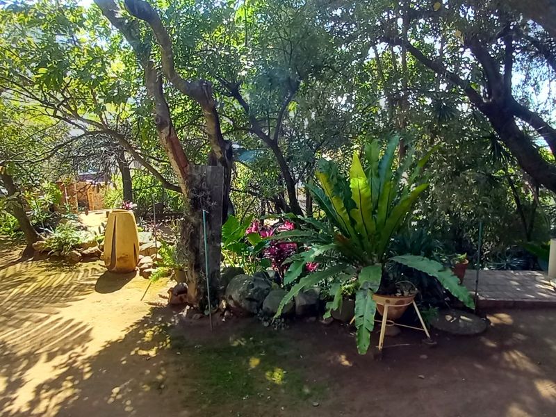 Charming Family Home with Scenic Views in Magalieskruin - Photo 6