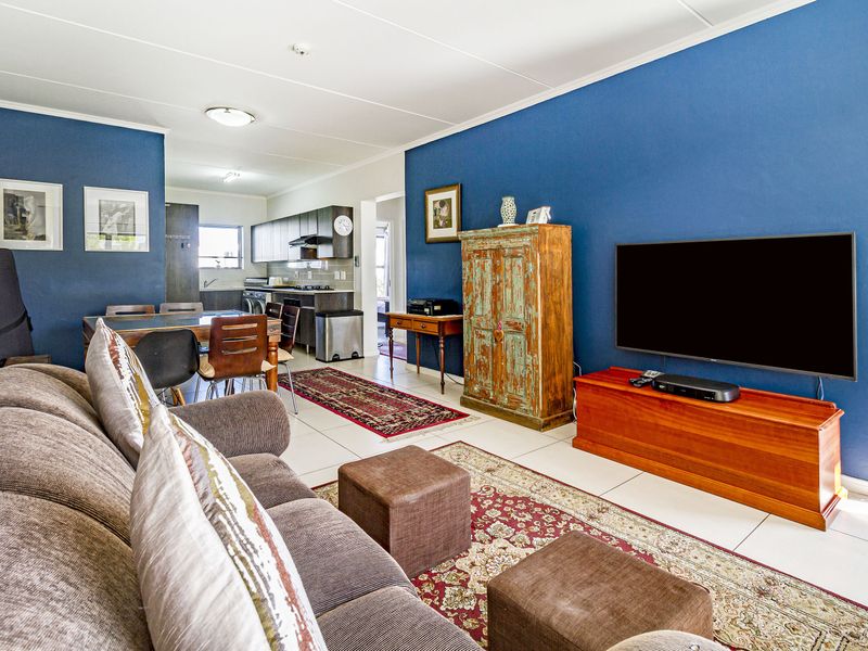 Beautiful North Facing 2 Bedroom Apartment in De Velde - Photo 2