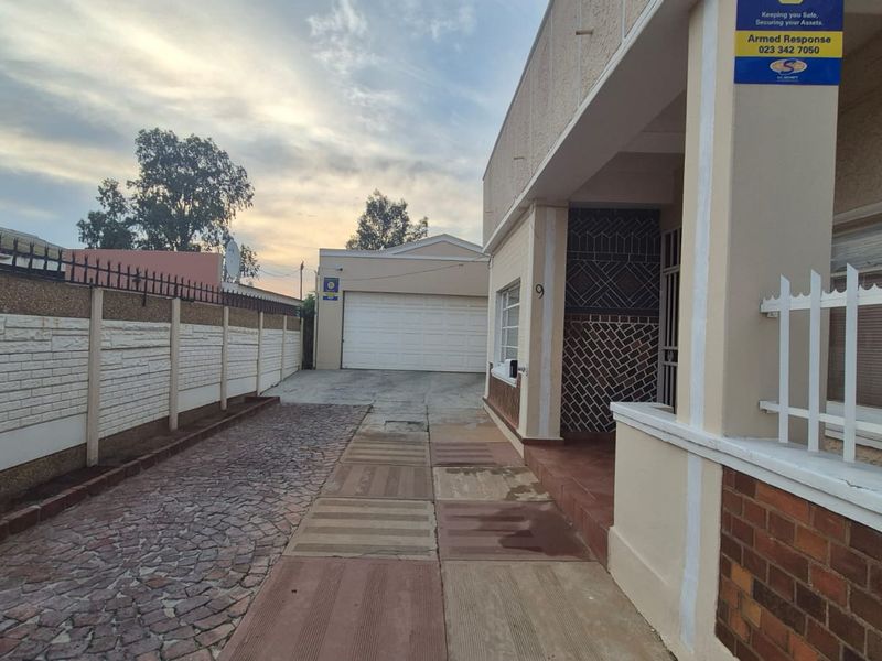 Charming 4-Bedroom Family Home with Pool, Bachelor Flat & Double Garage in Parkers Dam - Photo 2