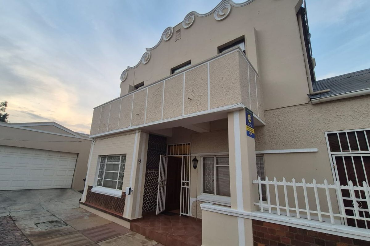 Charming 4-Bedroom Family Home with Pool, Bachelor Flat & Double Garage in Parkers Dam - Photo 3