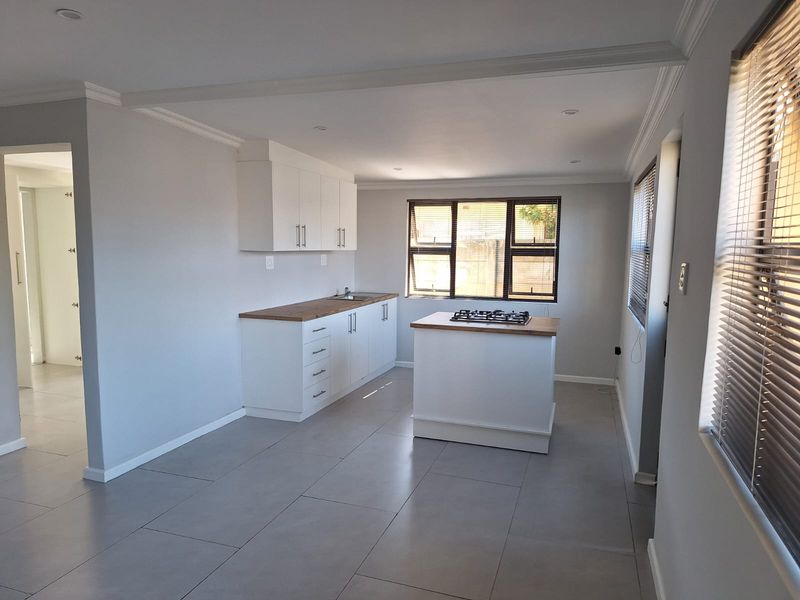 Modern One-Bedroom Flat – Water & Electricity Included - Photo 3