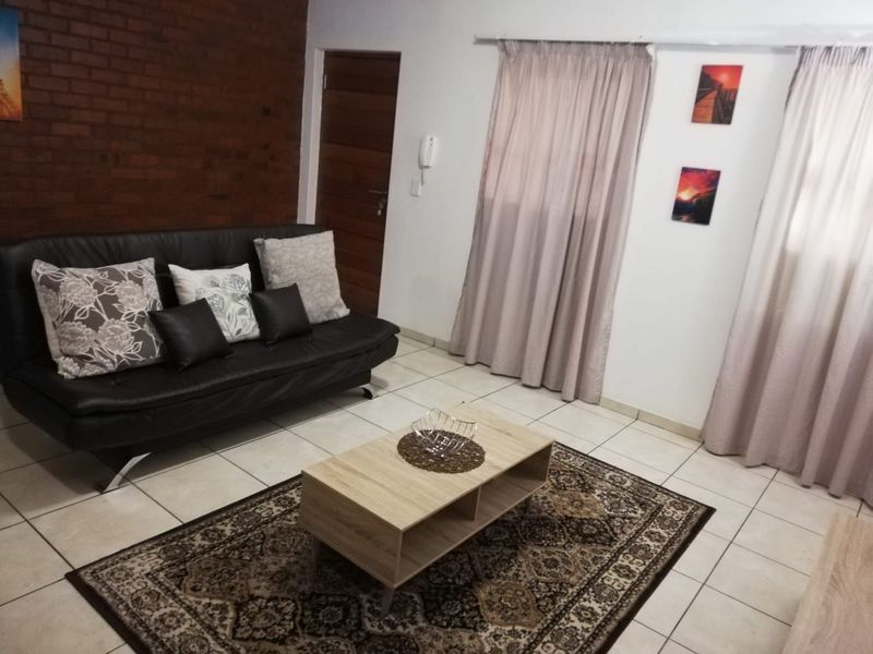 Ground-Floor Investment Apartment – Excellent Rental Demand & Security - Photo 5