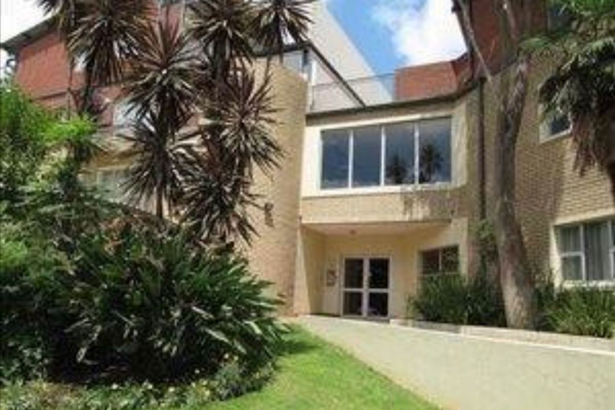 Ground-Floor Investment Apartment – Excellent Rental Demand & Security - Photo 2