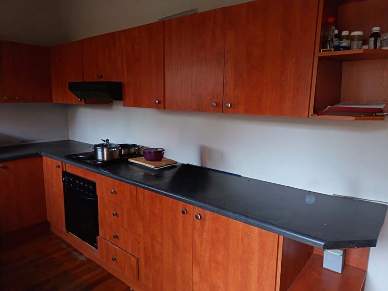 Family Home in a Popular Area - Photo 4
